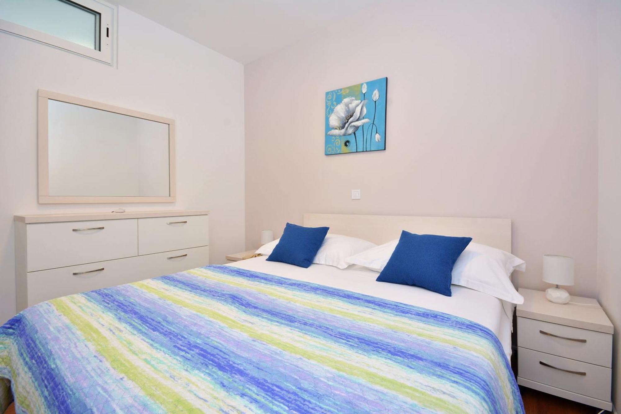 Seas The Day Apartments Подстрана Экстерьер фото