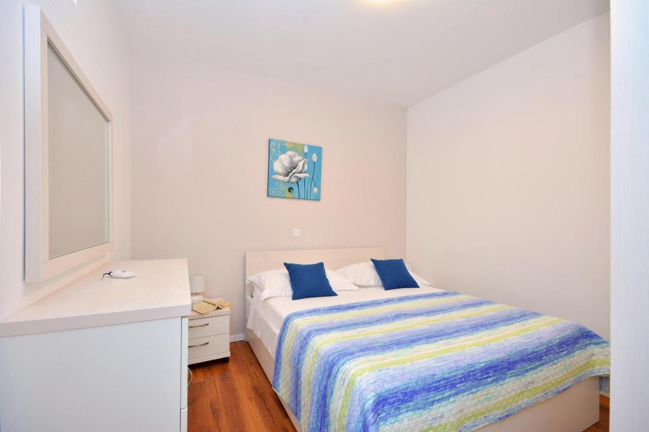 Seas The Day Apartments Подстрана Экстерьер фото